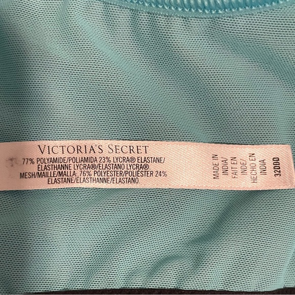 Victoria’s Secret VSX Sports Bra - Picture 8 of 9